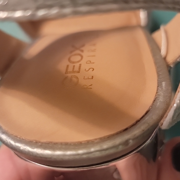 Geox Metallic Silver Rhinestone Jeweled Block Ankle Strap Heels NWT - Picture 9 of 16